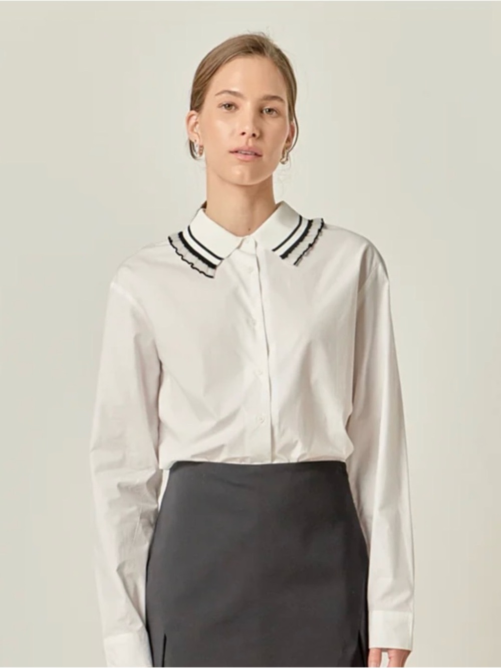 NWT English Factory White Button-Front Blouse with Contrasting Collar